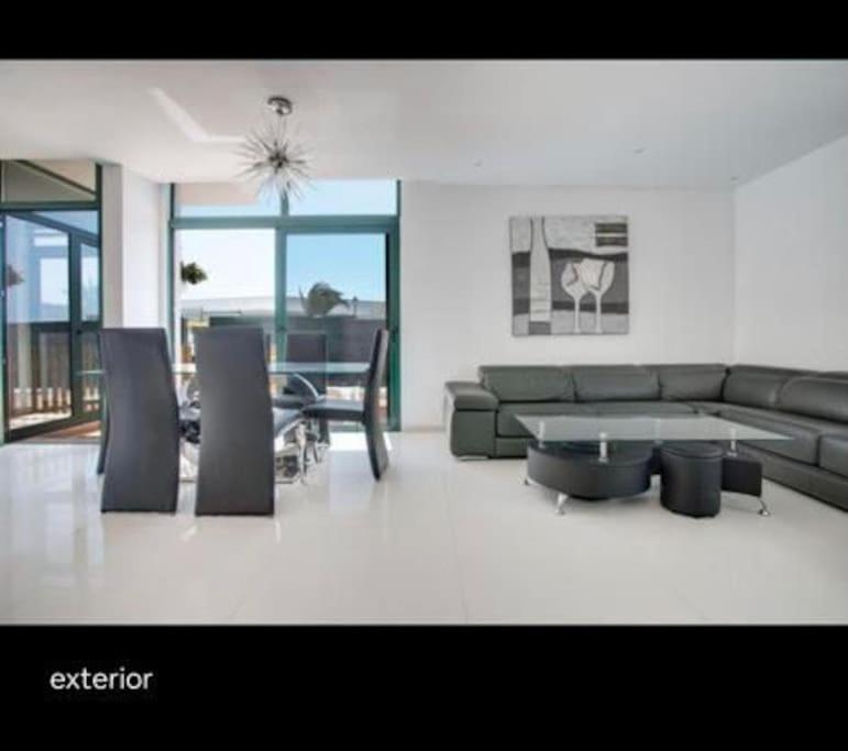 Spacious Private Villa & Private Heated Pool - Villa Sunshine Costa Teguise Exteriér fotografie